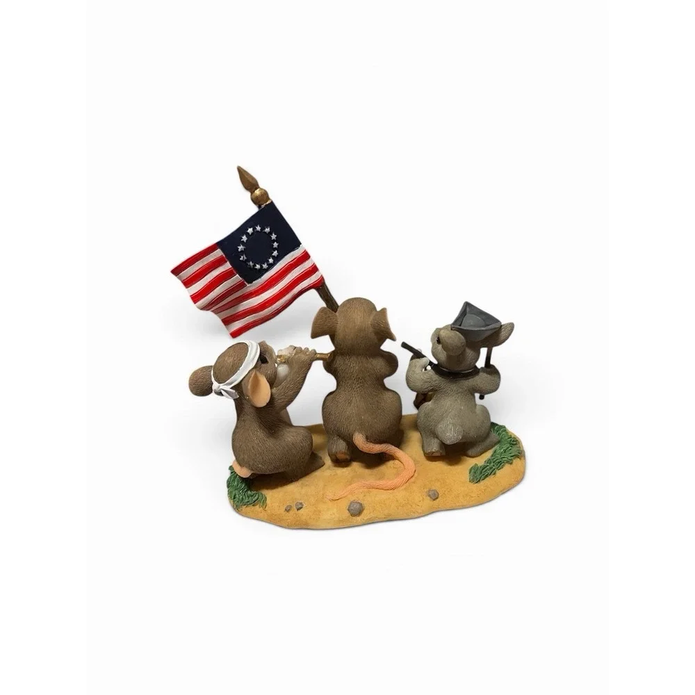 Fitz & Floyd Charming Tails Freedom On Parade 98/337 Patriotic Mouse Figurine